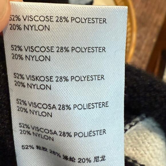 Anthropologie Rebekah Roubded Bottom Tunic Sweater Black White Stripes Sz Small - Picture 6 of 7